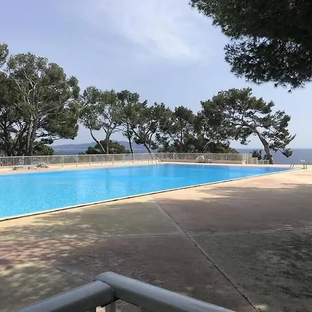 Athena Ohana, Les Pieds Dans L'Eau Bandol Exterior photo